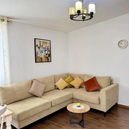 Park Apartment